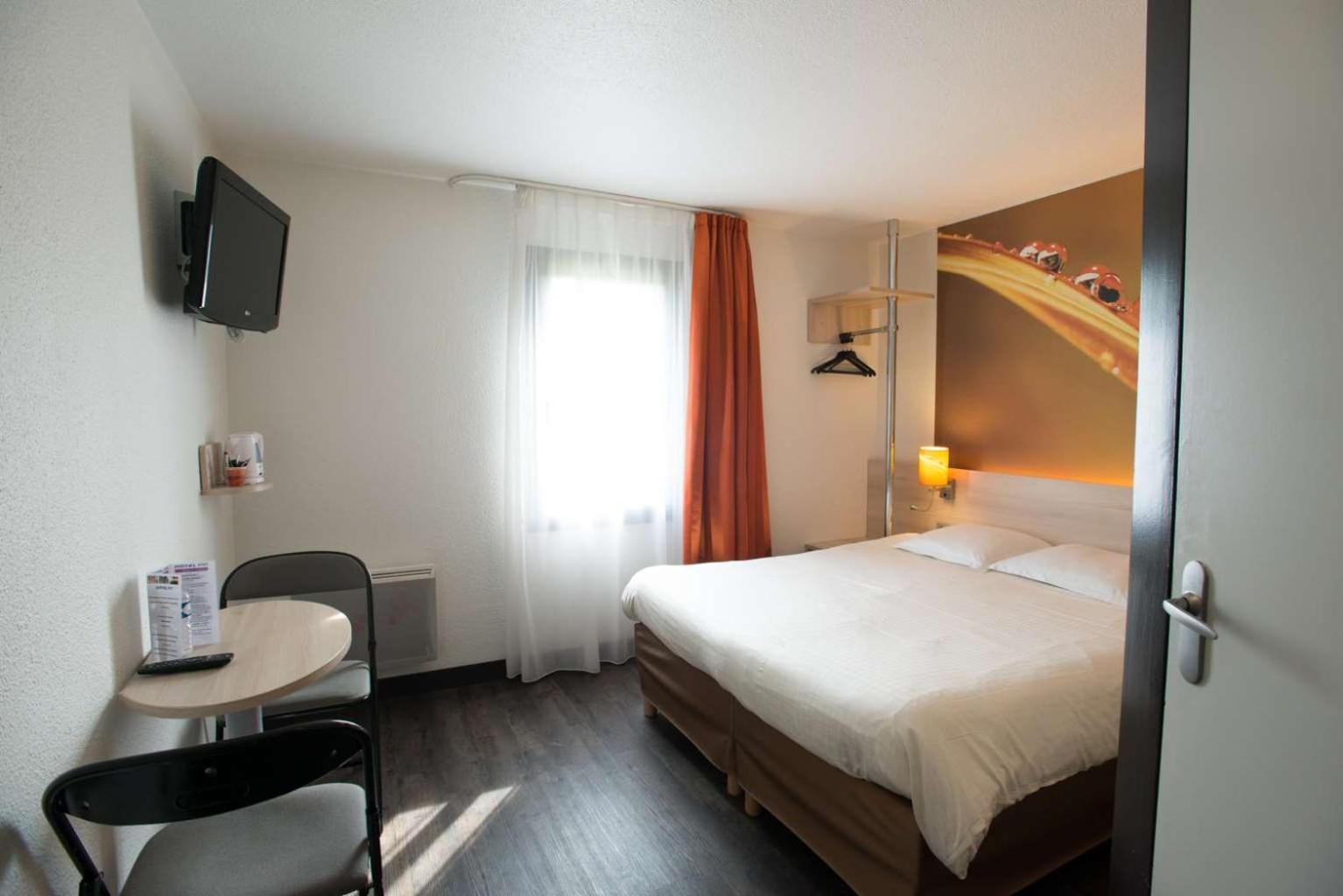 Brit Hotel Essentiel De Гранвиль Экстерьер фото
