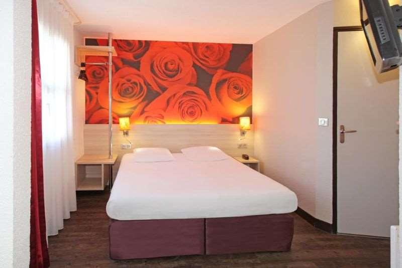 Brit Hotel Essentiel De Гранвиль Номер фото
