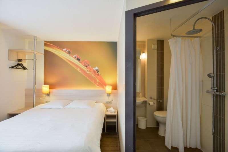 Brit Hotel Essentiel De Гранвиль Номер фото